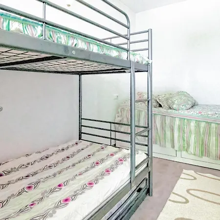 3 Bedroom Amazing In Apartment
